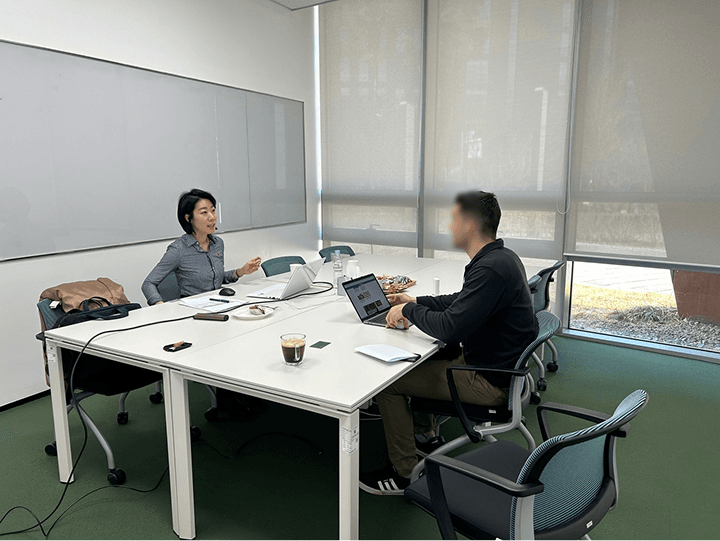 공저 소개 이미지